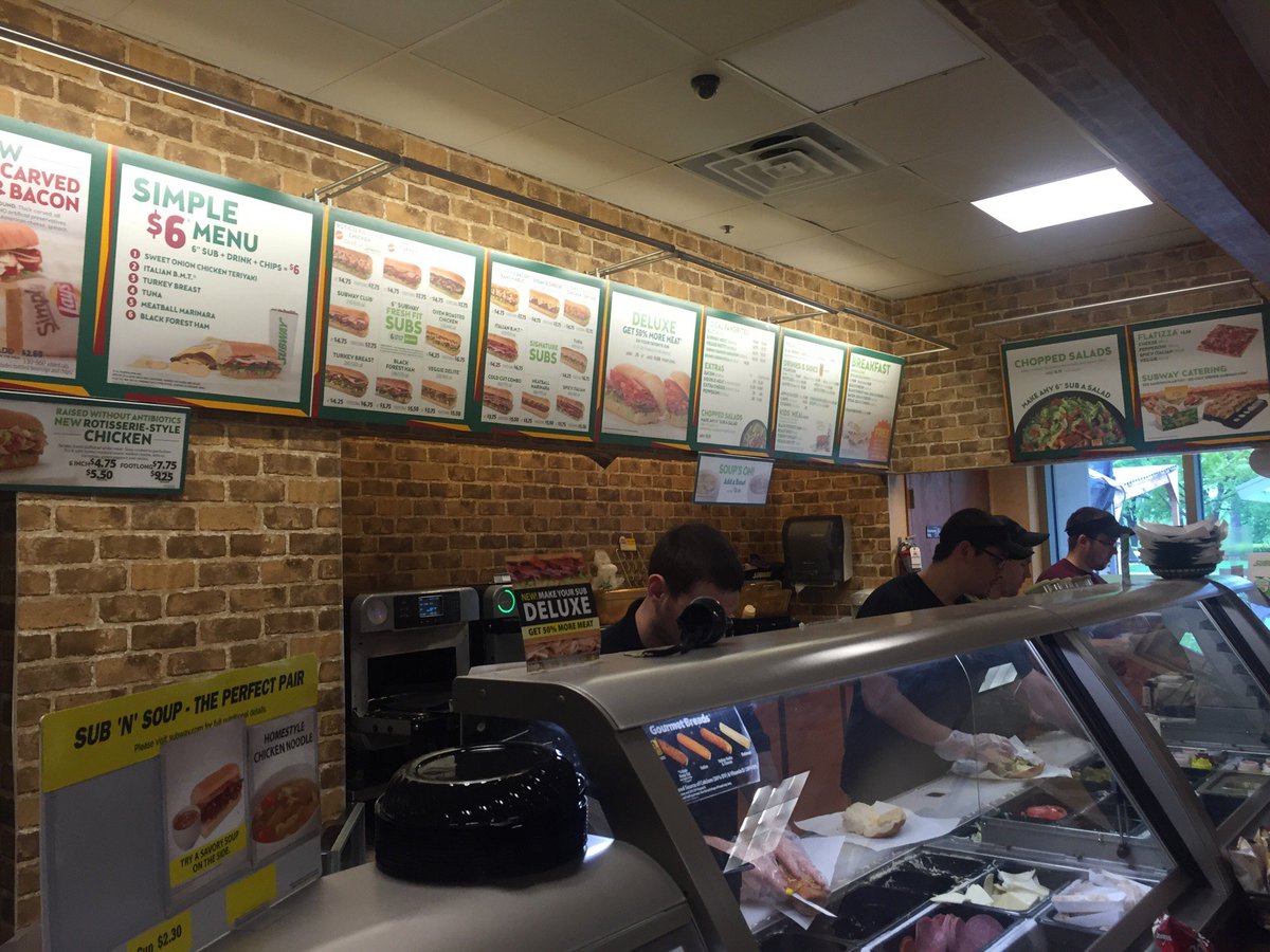 amberday's tweet photo. I'm at @Subway in Madison, WI https://t.co/eb7xbyP7sb https://t.co/2pE12n912H