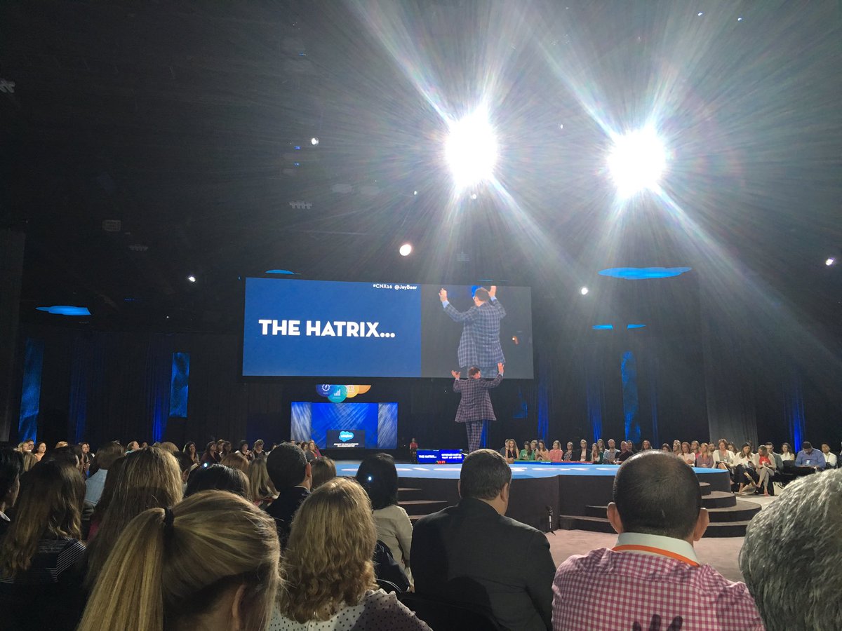 PeterNikashin's tweet photo. Awesome stuff #CNX16 @jaybaer https://t.co/23Uyctql4o