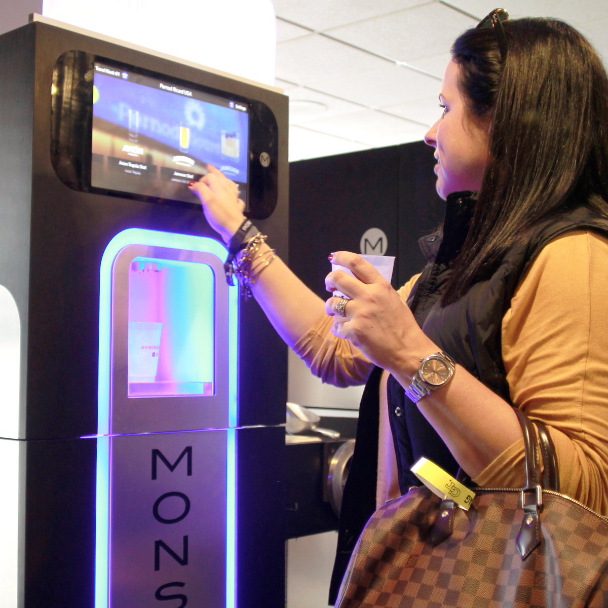 Startup Spotlight: Our friends at <a href="/monsieur/">Monsieur</a> are taking cocktails to a whole new level with their automated bars!