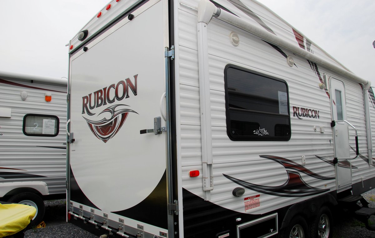 Rubicon toy hauler located at Smith Mountain Lake. Call 540-297-3700 for details.  #toyhauler #SML #camplife