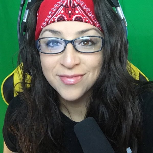 Sematic_Gaming's tweet photo. Our own @prettyph3nom is LIVE right now! 

https://t.co/YECetBKL4s https://t.co/J4tQUz1QCR