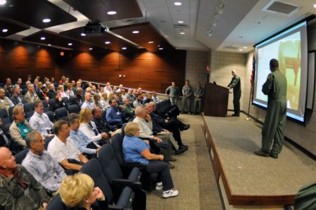ESGR's tweet photo. We promote communication &amp; understanding b/t #GuardReserve &amp; their employers. Learn more:  https://t.co/LBoR2thnoz https://t.co/xRkd3Gq75a
