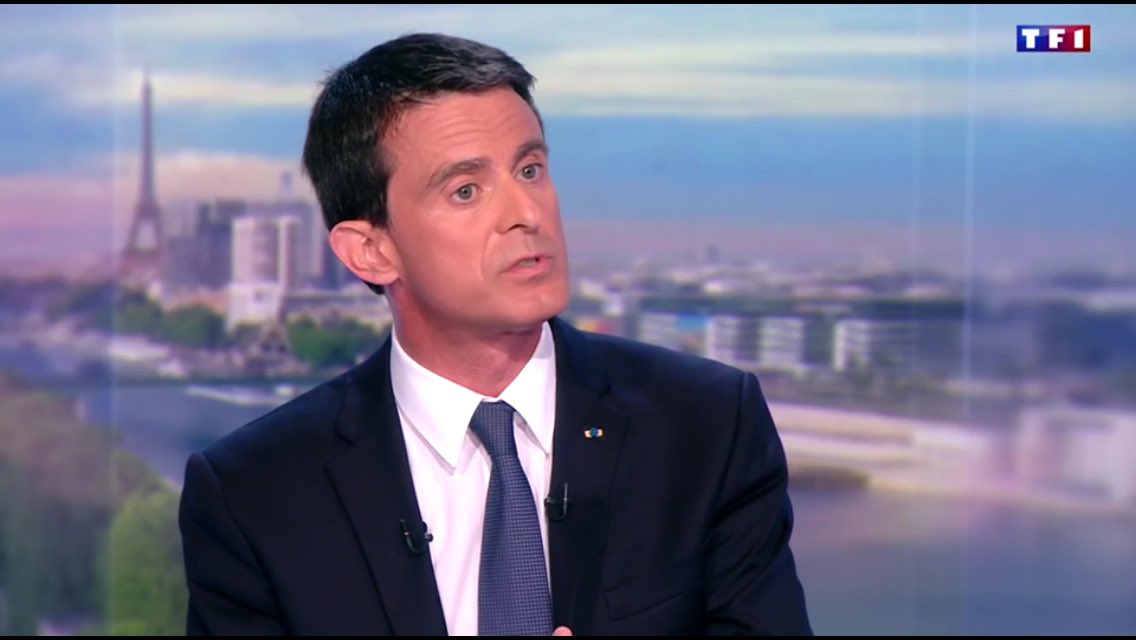 tomvampouille's tweet photo. "Ça me fait mal au cœur d'utiliser" le 49-3, dit Valls sur TF1 https://t.co/NKi08FCyG4
