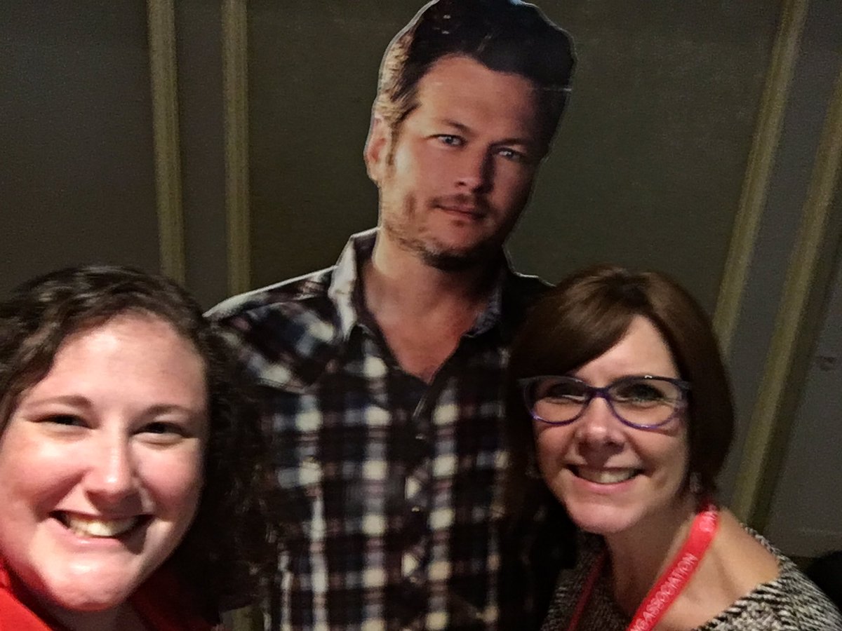 morgamack's tweet photo. Went to the #CMAatlantic with @Kathyvanderkooi and ran into #BlakeShelton who will be @CavendishFest https://t.co/kCphtN9QFz