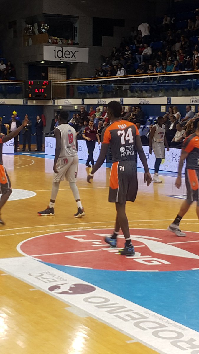 ThiernoMandiay's tweet photo. #youssouphaFall #lemansbasket #2m20 le futur du basket sénégalais!!!!! https://t.co/6zc5B8ol6G