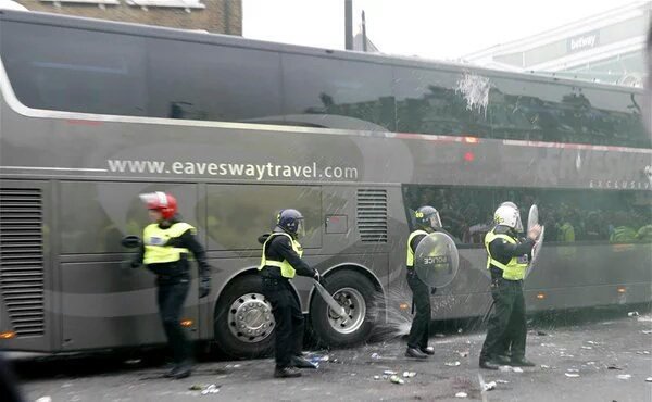 Belum kick off aja udah greget. #rivalitas