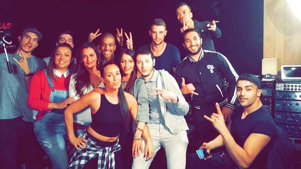 KamehaMicka's tweet photo. "Touche un membre de ma clique négro, tu verras qu'on est pas tout seul" 🎥 #MonCoco #Tournage https://t.co/MRcNxvd6wb