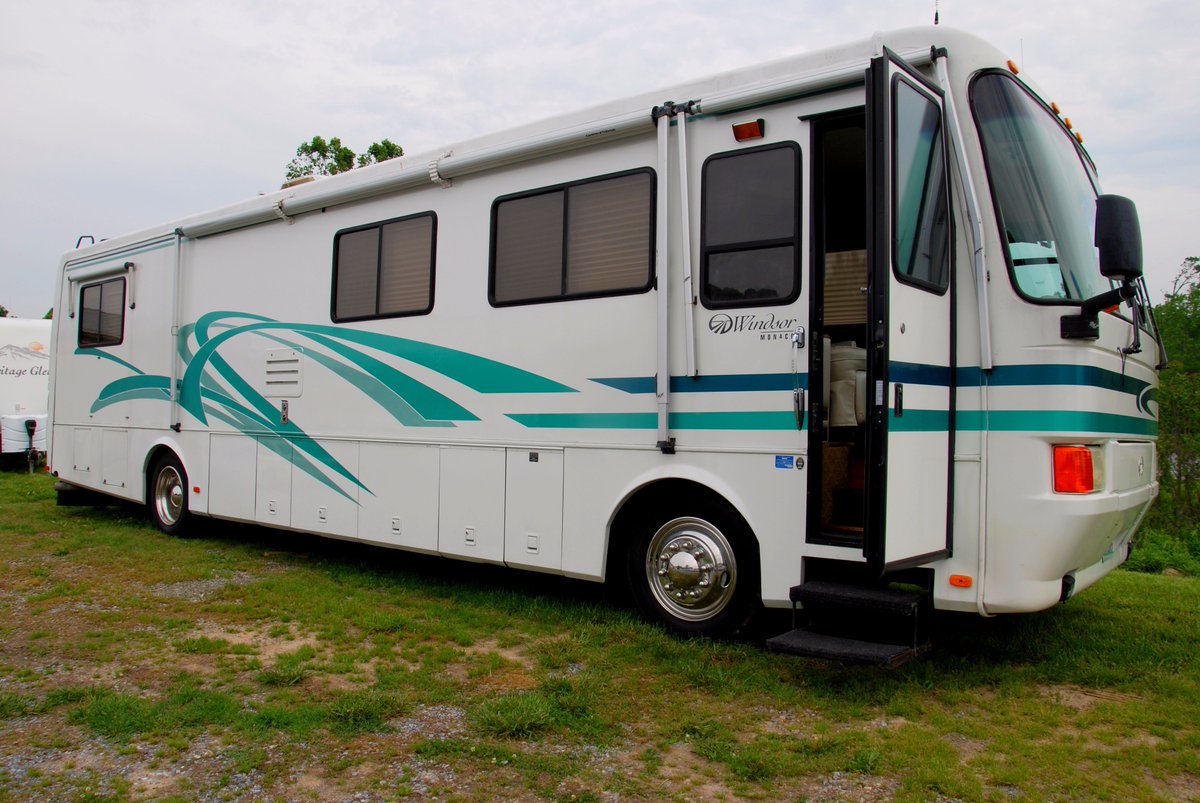 This Monaco is full of surprises, located at Smith Mountain Lake, VA. Contact 540-297-3700 for more details. #SML