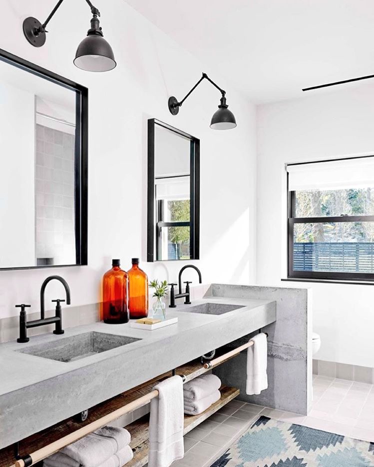 Love this #concrete #slab #interiordesign #bathroom