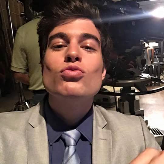 danilocasEc's tweet photo. 🎁Para los más lindos #Daniloc@s quien+ muere con esto?😍 @CDaniloco @DaniloCFCVzla @danicfcMexicoDF @TeamDaniloCPeru https://t.co/q0BibgZJhf