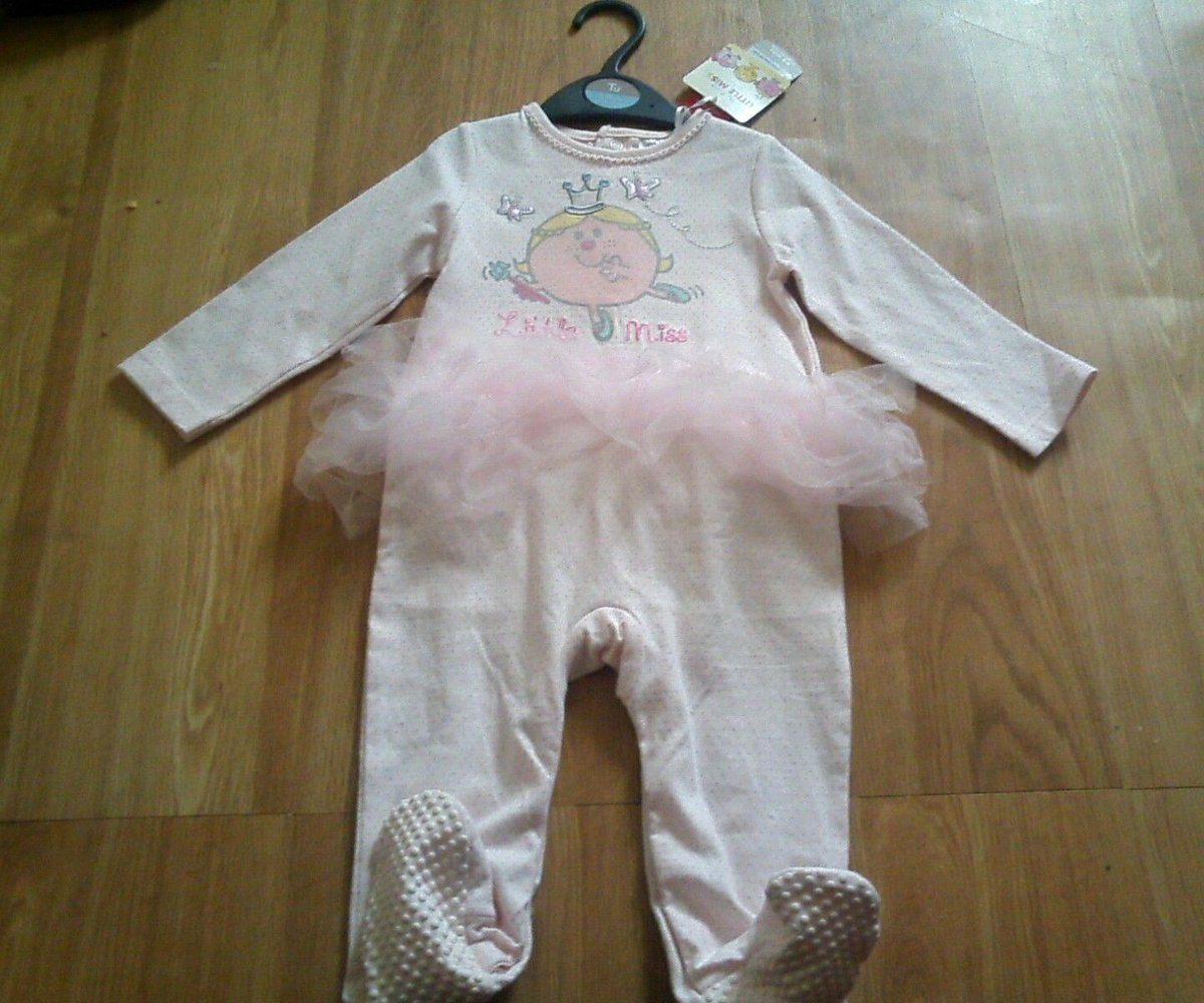 sparkleacce's tweet photo. #hinckleyhour exchainstore kids clothing &amp; accessories sold on Ebay. Links to items sold on ebay on profile https://t.co/fjbjzhoo4O