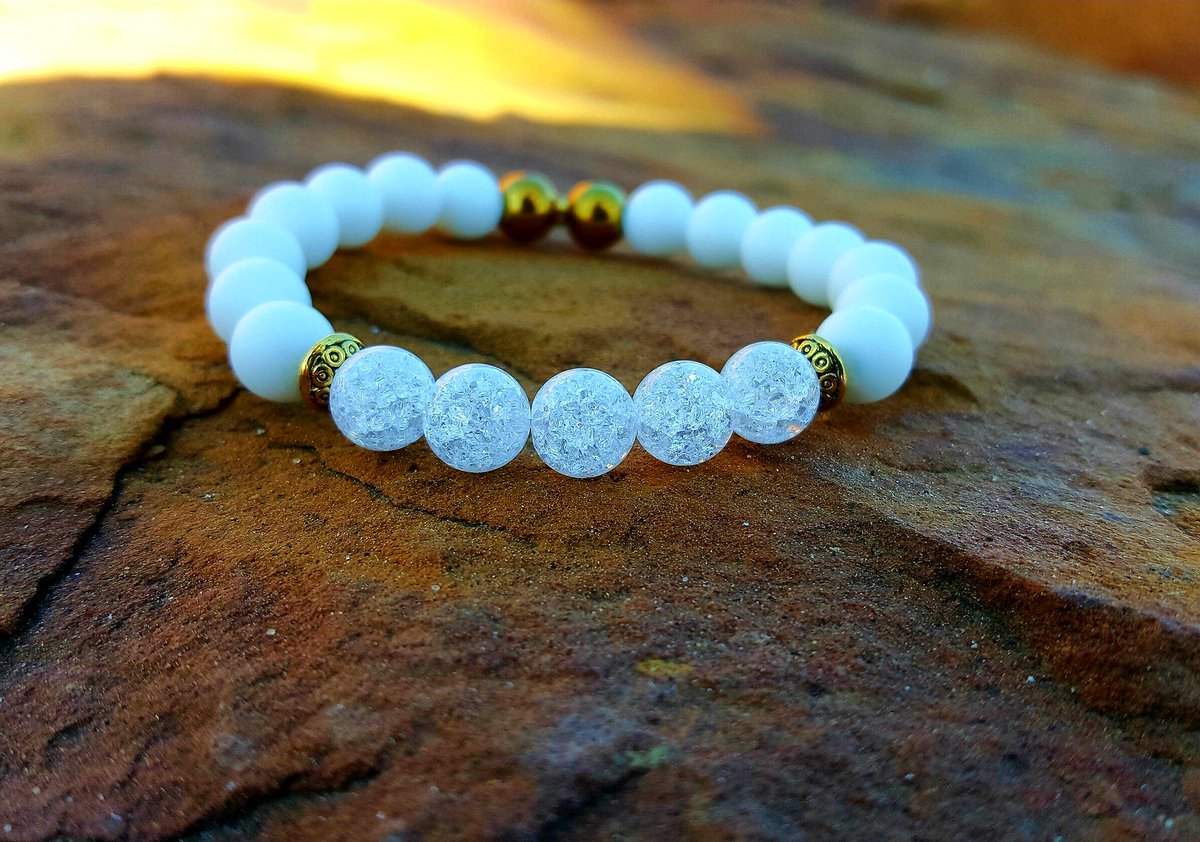 gemvius's tweet photo. Summer white ⚪✌ https://t.co/4mEXj3z2zd