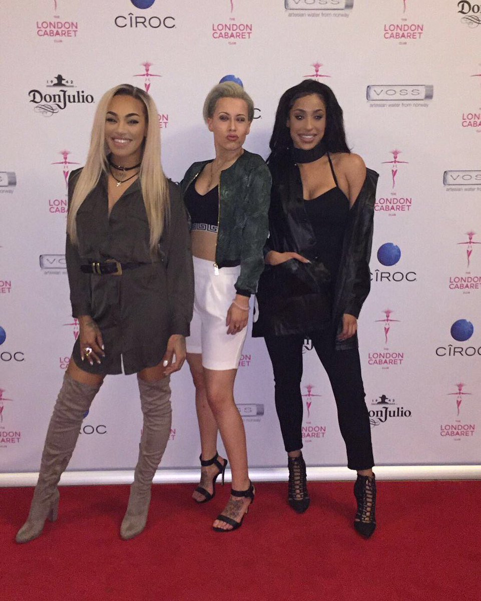 postbestfshn's tweet photo. @Stooshe are killer 🔥🔥🔥 https://t.co/foGwNRVAA8