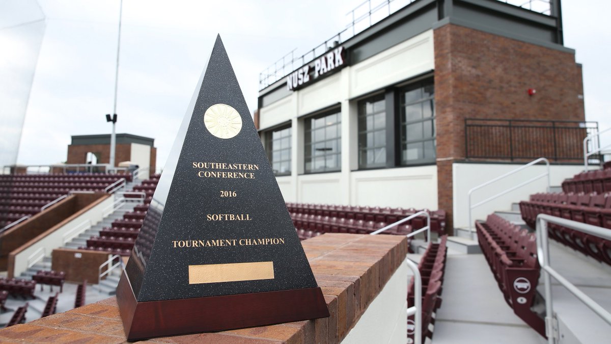 HailStateSB's tweet image. #SECSB ADVANCE | @SECSBTourney-Host Bulldogs Open With Alabama, Wednesday. #HailState

hailst.at/1TzlwV0