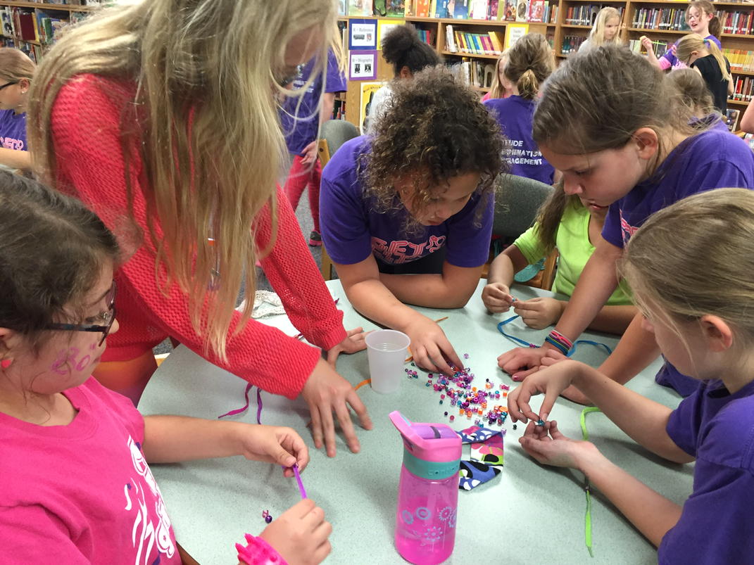 Get Fit Girls Celebrating our season! So proud of them😊@AdriannaKruse@AltonDarby