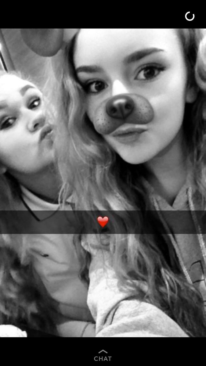 J O D į E Jodiesaunders Twitter