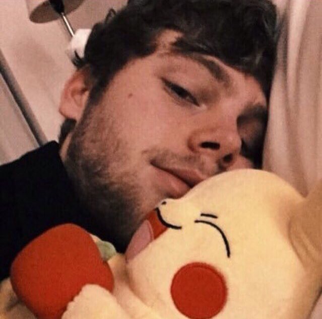 starting over! new owner, completely new to rp/fl so show me some love, rt because that'll be cool