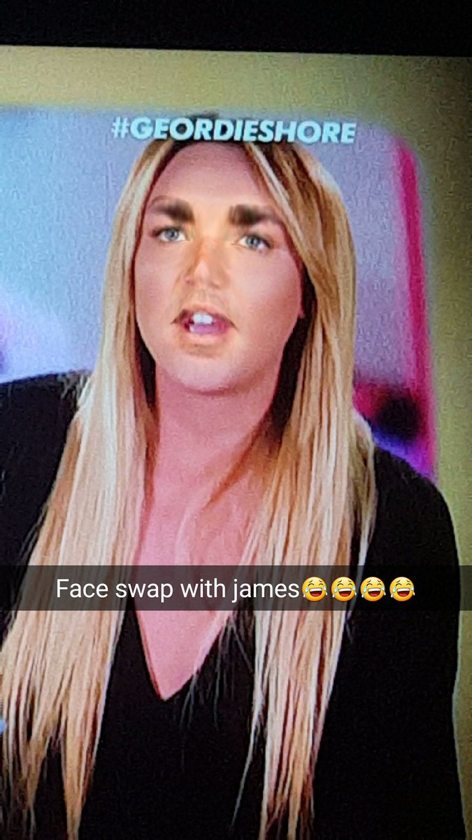 April Jayne tweet media