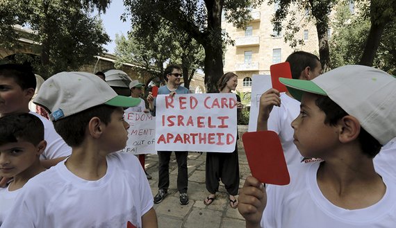 soitiz's tweet image. #Palestine to raise concerns about settlement-based teams at #FIFA conference almon.co/2nne via @AlMonitor