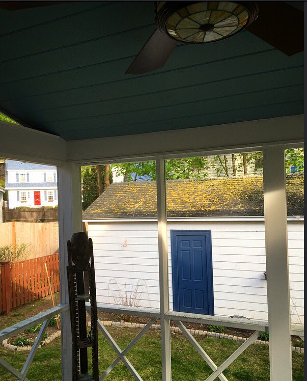 FrankieVizzle's tweet image. Began the yard clean up today! Can't wait to get the BBQ set up next! Shout to #showmethewayhome #rossmortgageco !