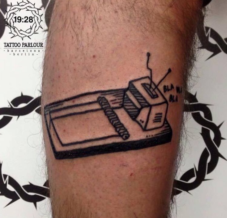 Done by <a href="/adrimetric/">Adrimetric</a> at <a href="/1928Tattoo/">19:28 Tattoo</a> instagram.com/p/BEWJAGInWca/