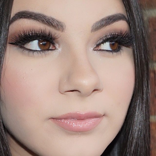 lovefalselashes's tweet photo. 💗 this smokey #eotd pix wearing luscious SMOKEY VELVET falsies lashes @ModelRock @madamemadeline by @beauty.and.i https://t.co/dJmfMkwNxJ