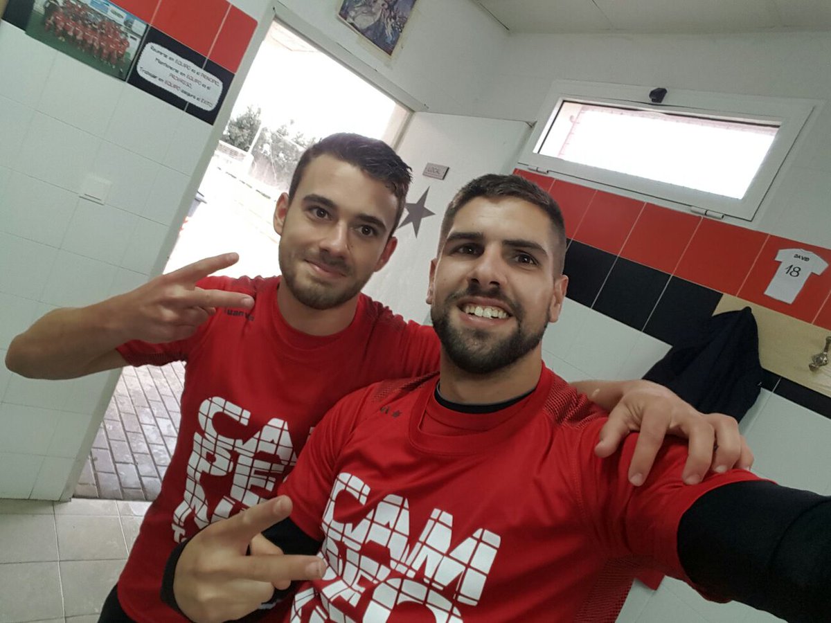 cddoloresfb's tweet photo. El C.D. Dolores Juvenil queremos felicitar a Pepe y David por haberse proclamado campeones de liga y ascenso a 1ª. https://t.co/6XOvEGgAqj