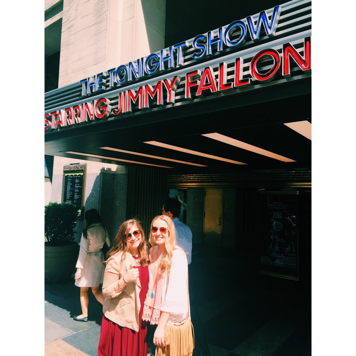 _KateRoseOBrien's tweet photo. Had so much fun at @FallonTonight last night with @emilylbain_ https://t.co/iFtV2J4OTT