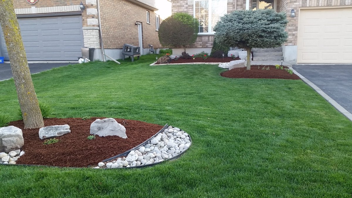 forsythLDM's tweet image. The team was busy on Glacier St. today. Lookin great!