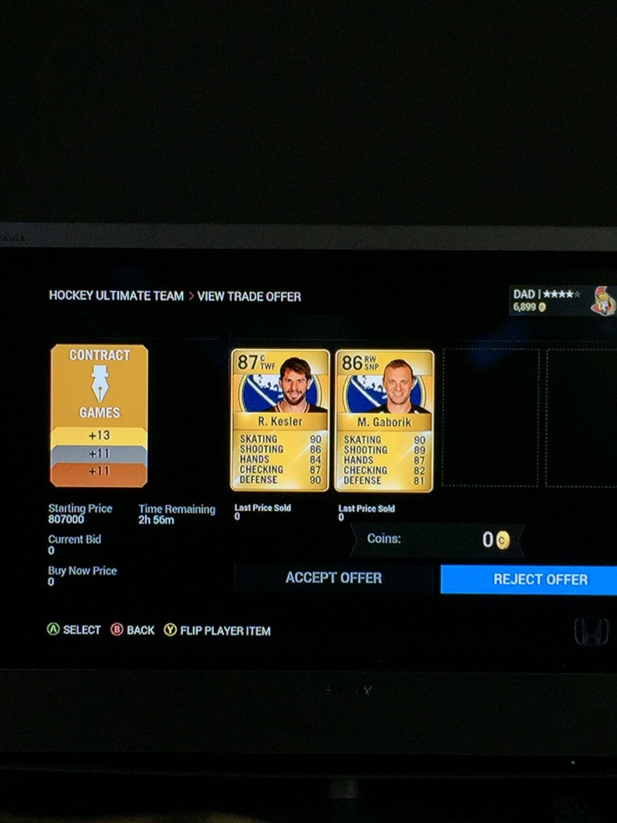 ItsSnupe_'s tweet image. Thanks to the hutfather @LONGDONGO for this sick giveaway love you dad go check out his stream on twitch💜