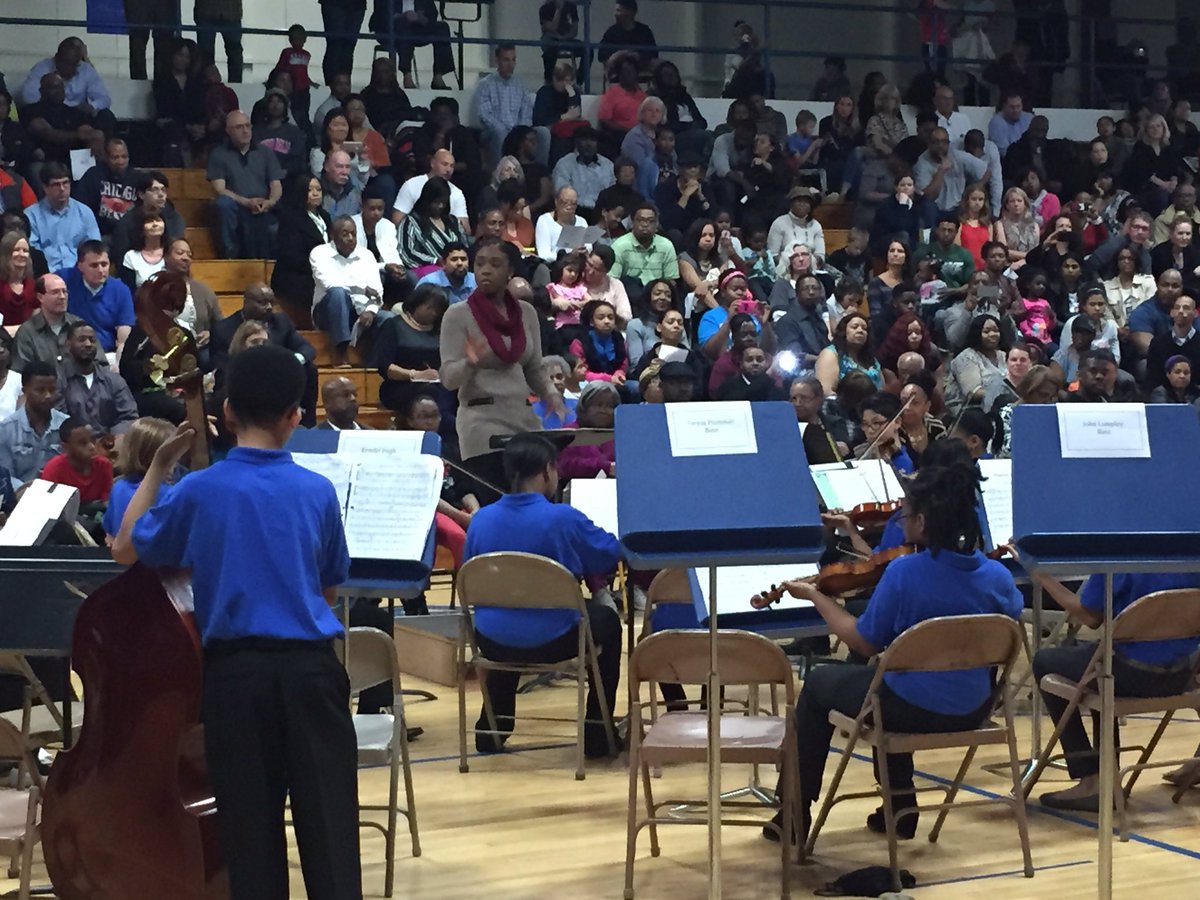 FalconPrince161's tweet photo. Varsity Orchestra led by Ms. Fraction. @ParkerJrHigh @SuptDoster @AmyWarke @ParkerStrings #orchestra https://t.co/IA0reQoRvC