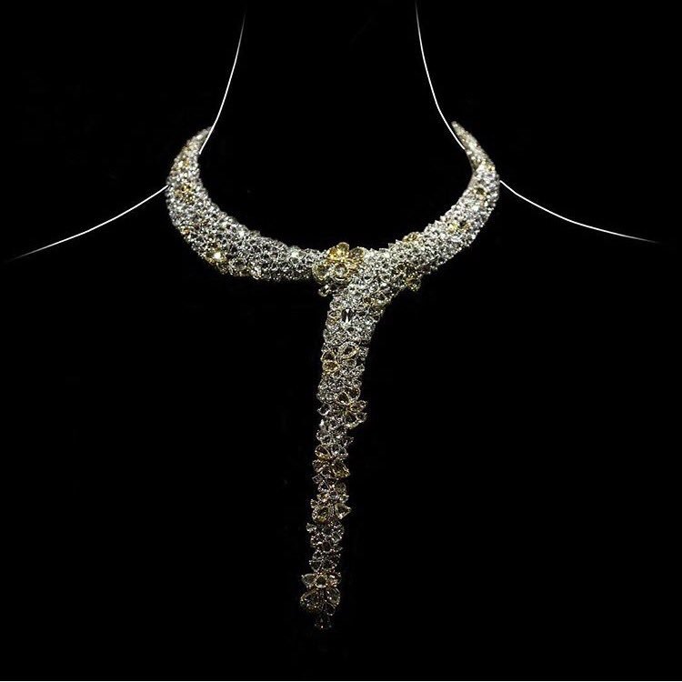 EthoMaria's tweet photo. White and Yellow rose-cut diamond necklace. #ethomariahautejoaillerie https://t.co/yd8DemhIgK