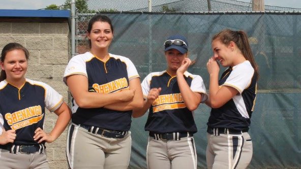 caitlynrschnell's tweet photo. senior night= caitlyn bawling her eyes out til nothing's left #catshave9lives #letsuseallofthem https://t.co/LGDsYbMUSQ