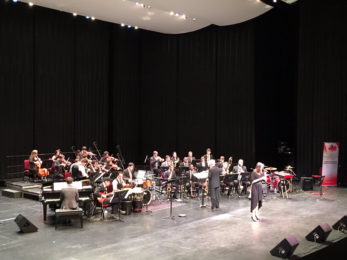 HumberMusic's tweet image. The Humber Studio Jazz Ensemble complete with strings and vocals #MFC2016 #HumberMusicLive