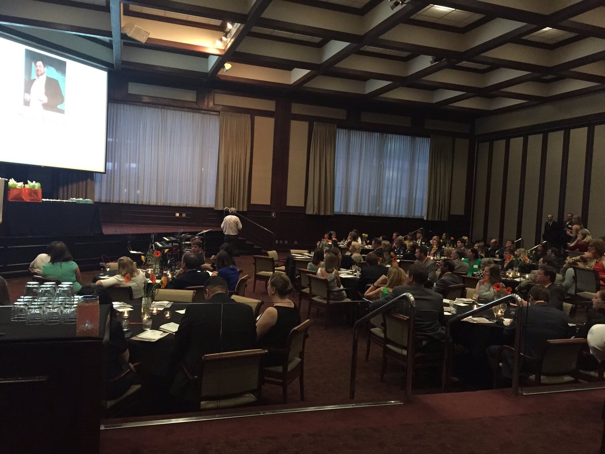 gannweather's tweet photo. Honored to be a part of the #MSleadership this evening. #Birmingham https://t.co/MdpMGxkTpY