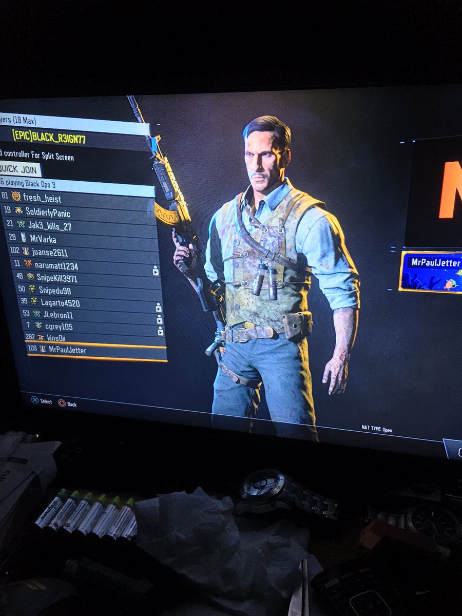 blackreign99's tweet photo. @Chaosxsilencer hmmm.. What's this? https://t.co/xXbn39jDuh