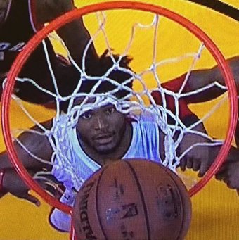 GoDreamer's tweet photo. Him: WYD?
Her: Nothing
Him: Come Over
Her: *typing*
Him: https://t.co/FfXnz5jNjb