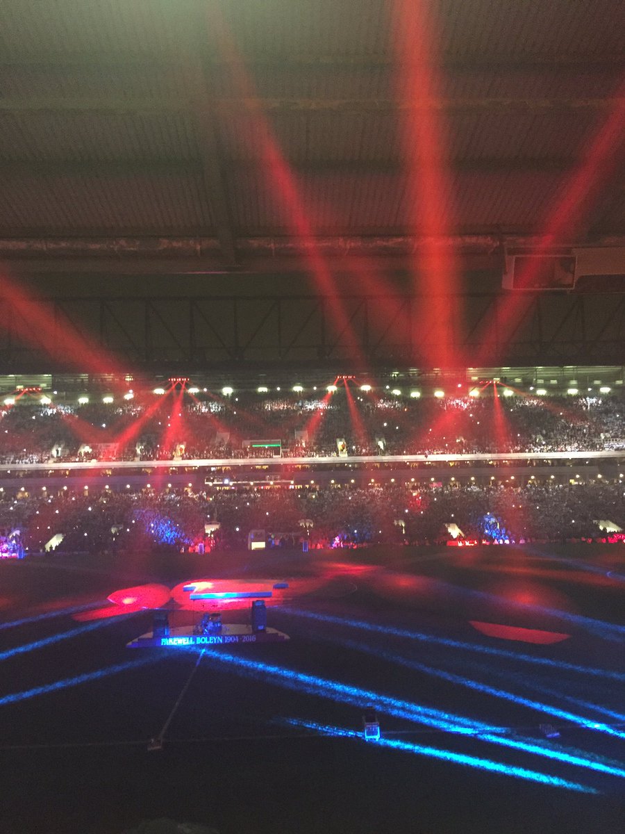 ExWHUEmployee's tweet photo. Just woke up and it's all feels like some mad dream!What a night!! Never ever going to forget that. #FarewellBoleyn https://t.co/G35rPAd1tD