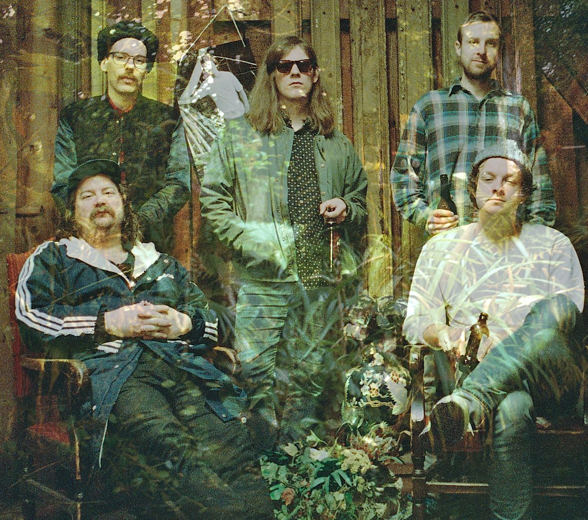 Tropical garage from Bergen's <a href="/BldyBch/">Bloody Beach</a> tmblr.co/ZbreIm26H-9Iv