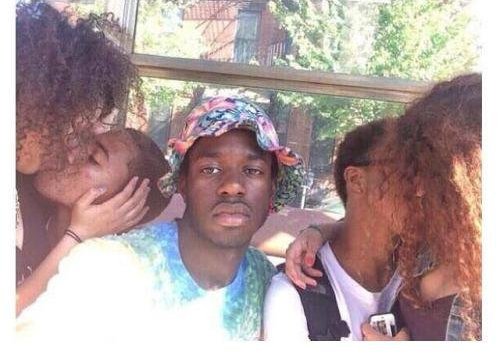 MarshallSolo's tweet image. #YouNeverExperiencedLifeIf You have never been that guy in the middle