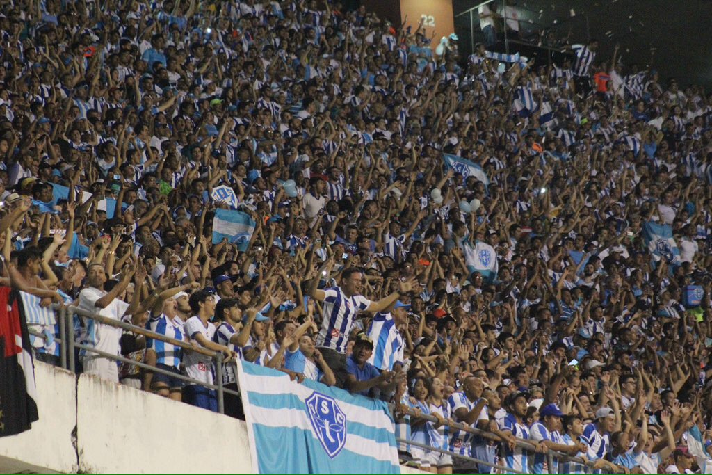 eguapaysandu's tweet photo. SOY LOCO POR TI AMÉRICA, SOY LOCO POR TI PAPÃO! https://t.co/ByBKasAgct