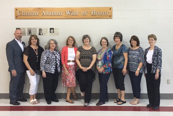 KateFrench64735's tweet photo. Thank you to the CSD for a wonderful retirement reception! It was so good to visit with everyone!#chscards https://t.co/RGUsmrqBx7