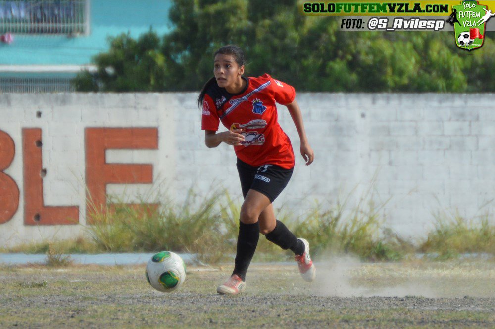 SoloFutFemVzla's tweet photo. #EntrevistaSFFV | Astudillo: Ganas, trabajo y actitud
https://t.co/xzPBUphGAA https://t.co/8E3bRNMJLq