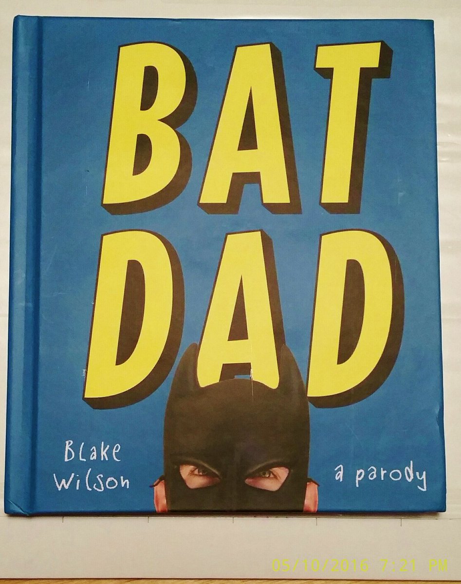 LeonPZambrano's tweet photo. HE KEPT HIS WORD✔ Thank You So Much @BatDadBlake! Especially for personally signing your new book #BatDad #AParody ❤ https://t.co/LQRvDRqy6T
