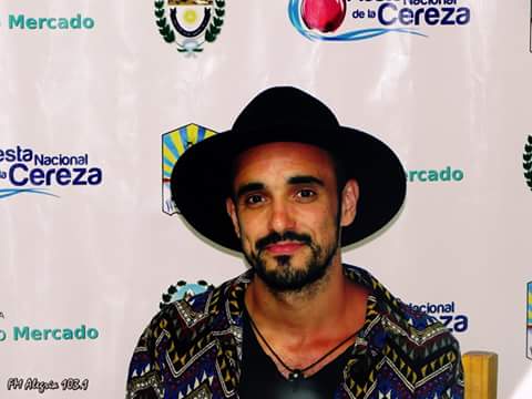 AbelerasFans's tweet photo. #FelizCumpleAbel hermoso, talentoso, excelente persona! @AbelPintos Larga vida a tu música!☺♥♬☺♥♬☺♥♬☺♥♬☺♥♬☺♥♬☺♥♬☺♥♬☺ https://t.co/vtD1uaRBnJ
