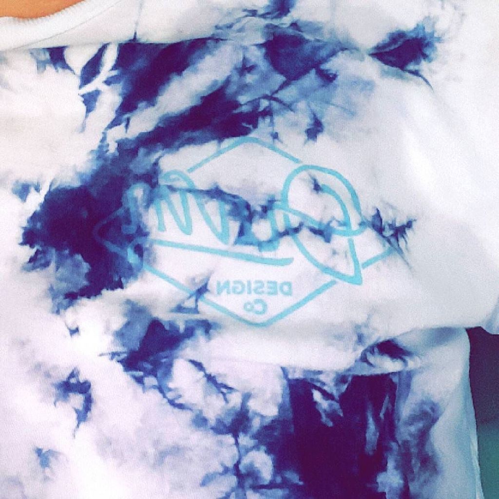 Karina_DelgadoV's tweet photo. you can get this such a beautiful shirt and more in @duvin ●Also follow them #duvindesign #outfitgrid #soorigina… https://t.co/wg1QmBO6j2