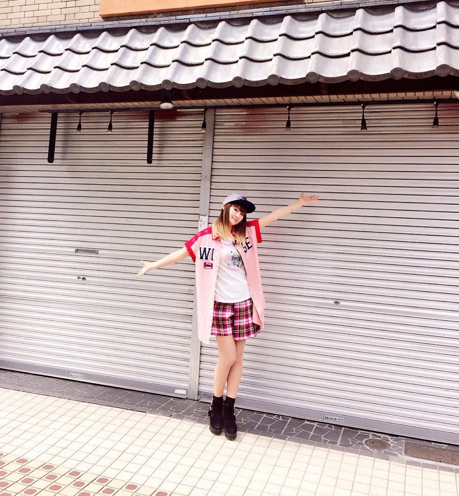 小林ゆう 公式 小林ゆうですなう 本日から 小林ゆうの落語でありんす がスタートいたしますなう 嬉しいですなう じつは貴重な場所へロケに行かせて頂いたんですなう 素敵な方との対談も超見どころですなう At Xさんで時30分から放送ですなう