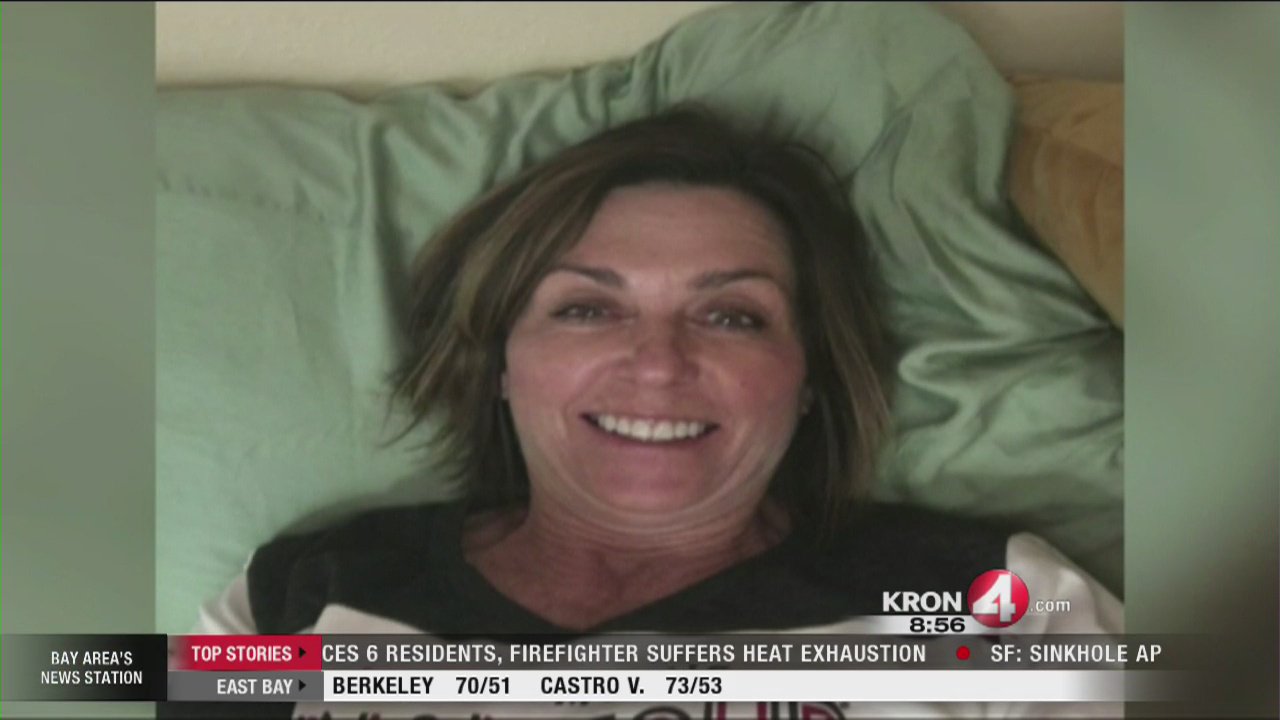 Kron4 News On Twitter Video Mom S Surprise College Visit To Daughter Goes Wrong Takes Selfie