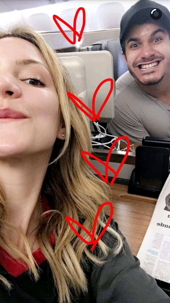 ElyesGabel_FanP's tweet photo. #Kelyes are coming in Europe fans! 💕 are they adorable?! https://t.co/JjgWJYs5wl