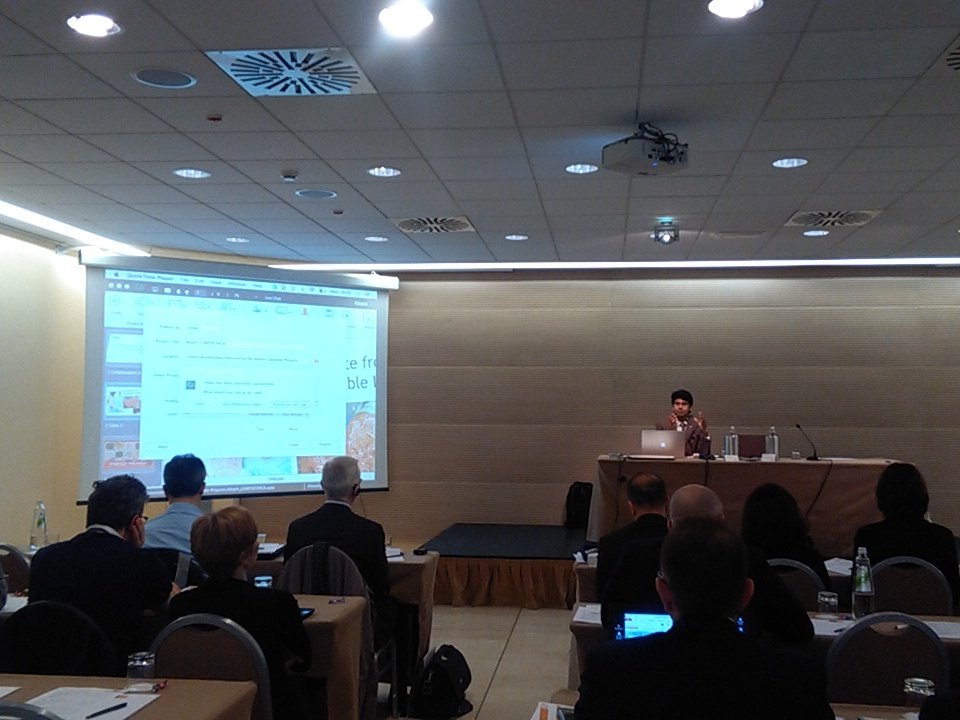 tekom_Europe's tweet photo. Akash Dubey explains, why Collaboration Across Teams and Continents Is not a Choice Anymore #COMT_16 #tekom_EU https://t.co/5BqzjsWzbO